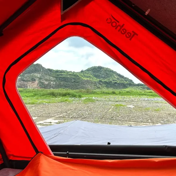 Flipped Aluminum Clamshell Roof Top Tent（RC-ALU-02）